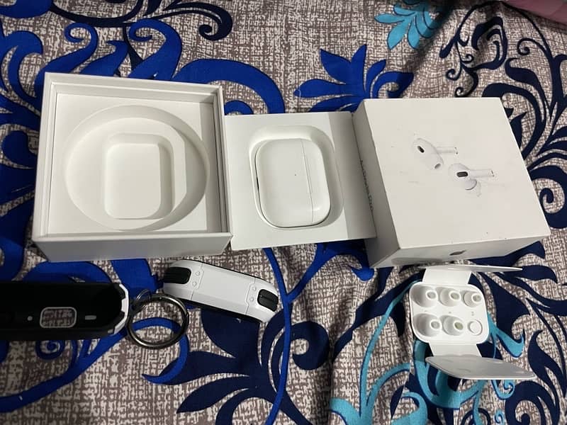 Airpods Pro 1st generation Original with box 0