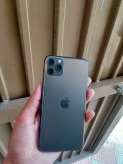 I phone 11 pro max  (Non PTA)