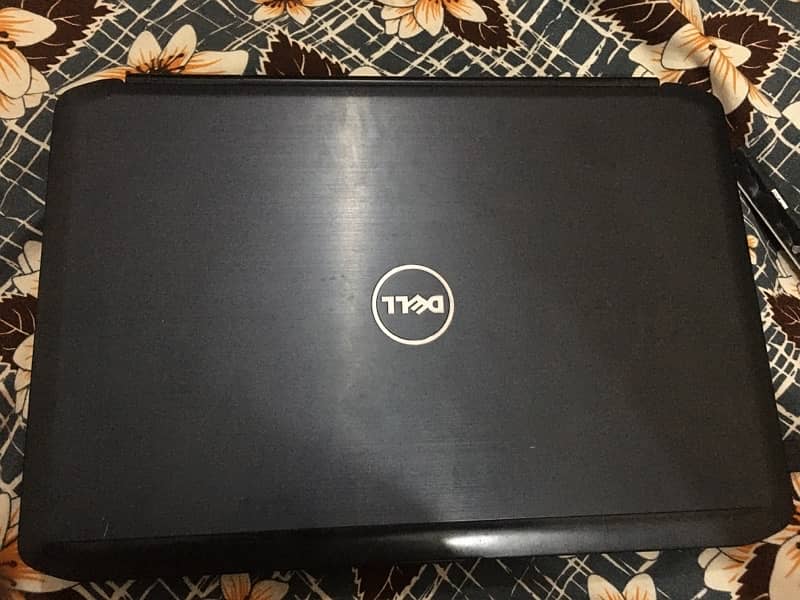 DELL LAPTOP IN EXCELLENT CONDITION 2