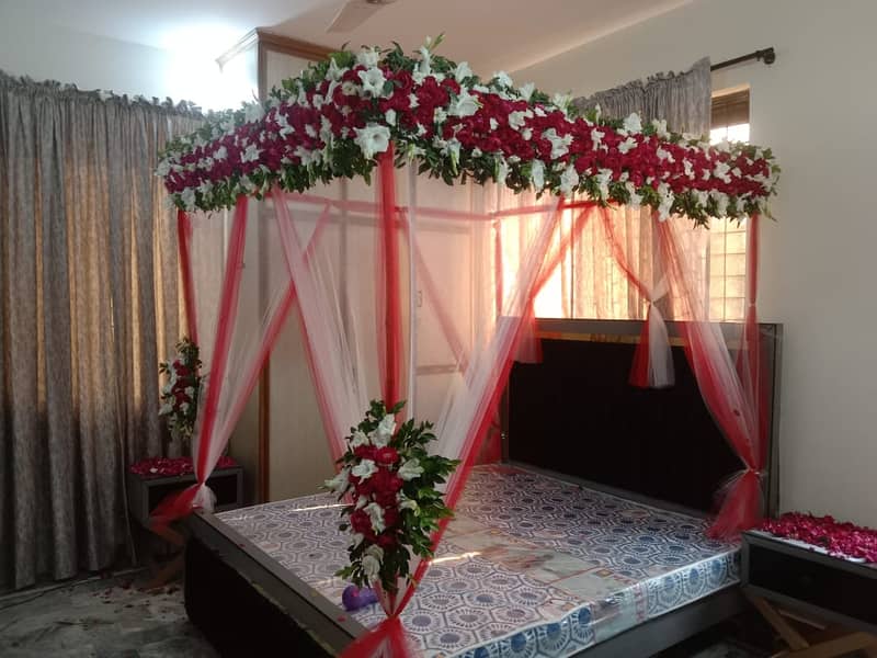 Wedding flowers & Artificial Decoration / Mayo /Mehndi /Barat /Valima 15