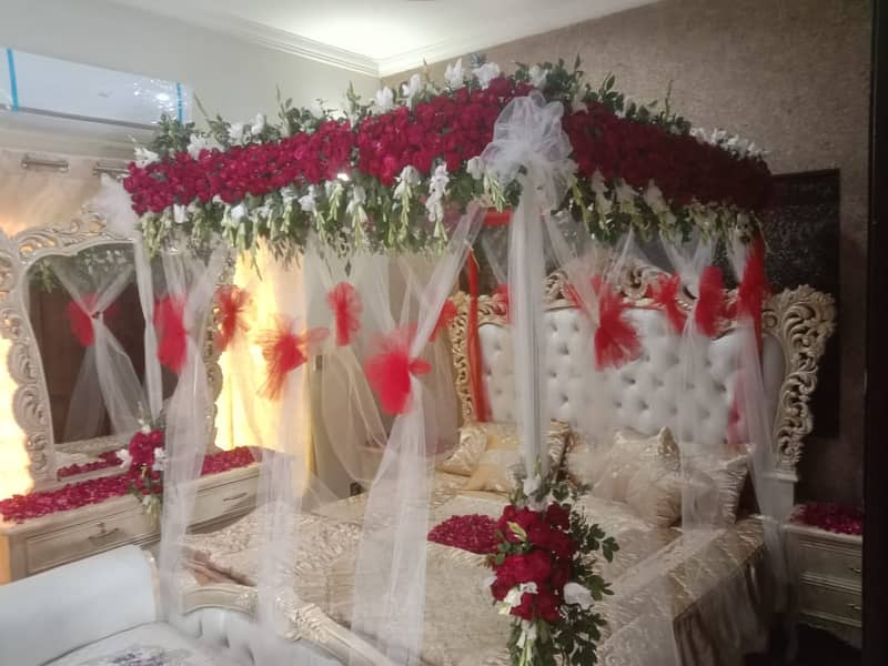 Wedding flowers & Artificial Decoration / Mayo /Mehndi /Barat /Valima 16