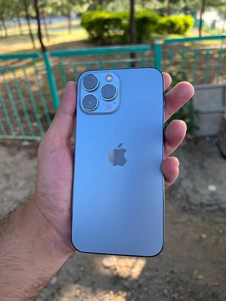 iphone 13 pro max 256gb 10/10 full box PTA 0