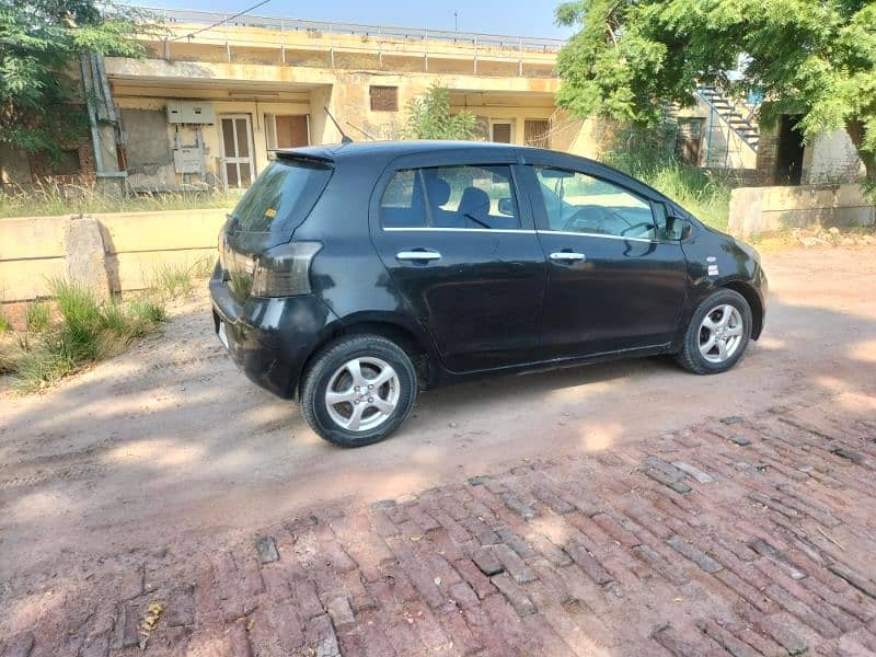 Toyota Vitz 2007 in very good condition 1