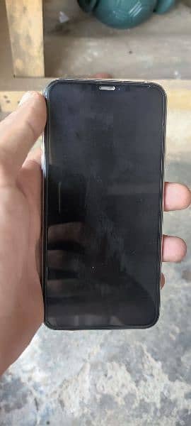 iPhone 11 pro max non pta 2