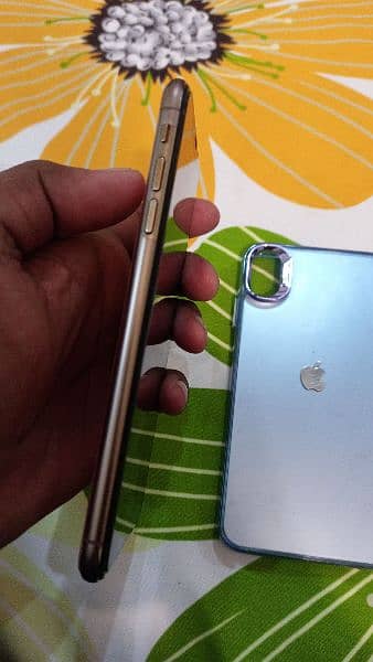 Iphone xs max for sale 3