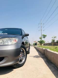 Honda Civic EXi 2004