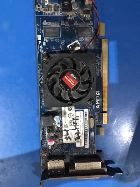 gaming card 1GB 2