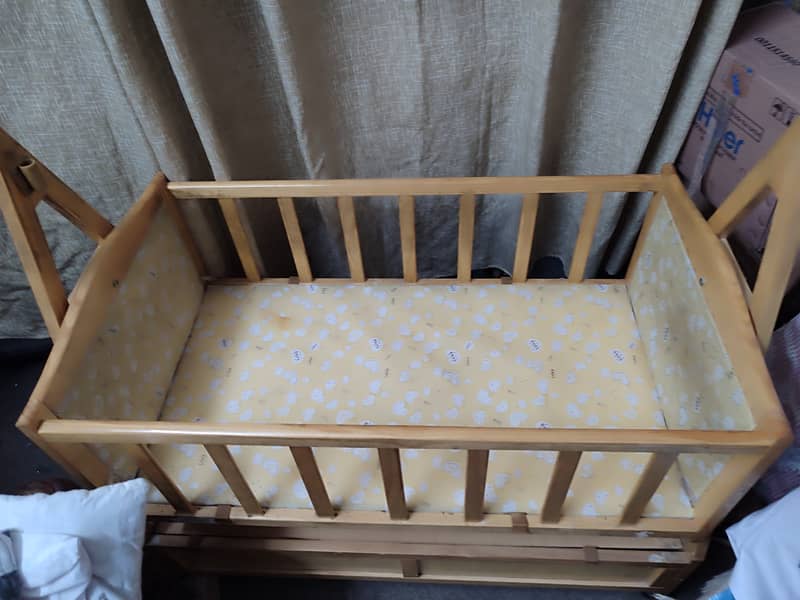 Baby cot 5