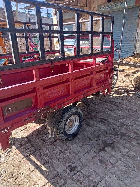 Loader Riksha lal din urgent Sale 3