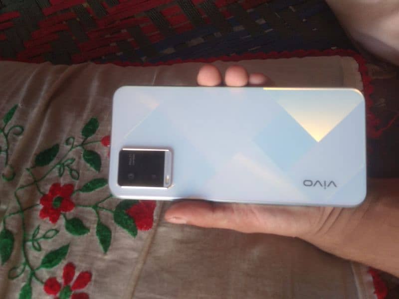 Vivo y21 1