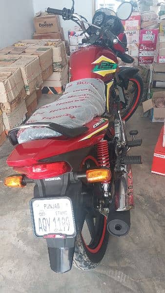 honda cb125f 2