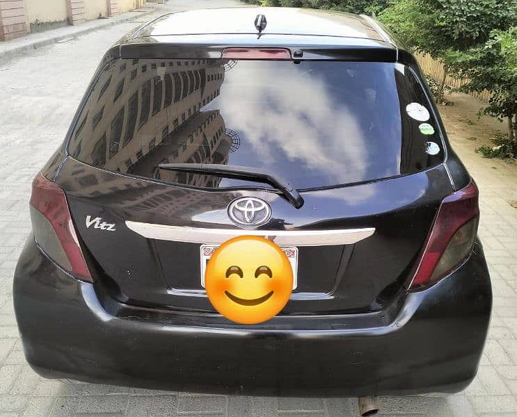 Toyota Vitz 2012 3