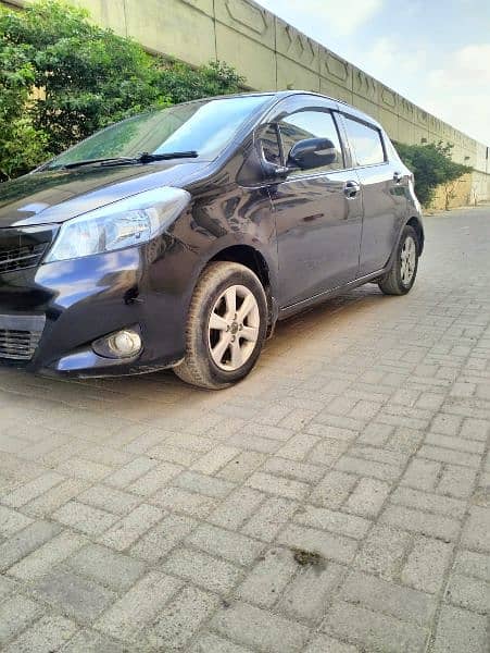 Toyota Vitz 2012 5