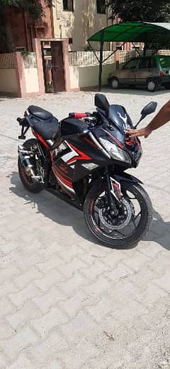 kawasaki Ninja Gsx 250cc heavy bike