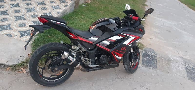 kawasaki Ninja Gsx 250cc heavy bike 1