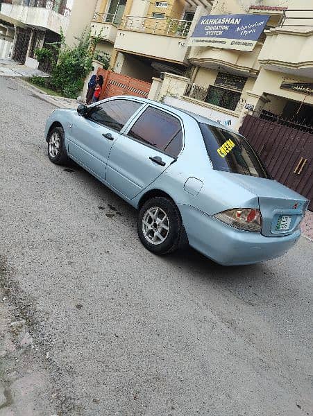 Mitsubishi Lancer 1.3 2004 outclass condition. 1