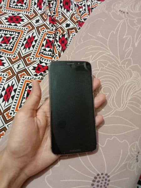 Moto z3 panel change hogaa bsss bakii all okk ha koi fault nahii 3