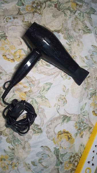 hair dryer 6