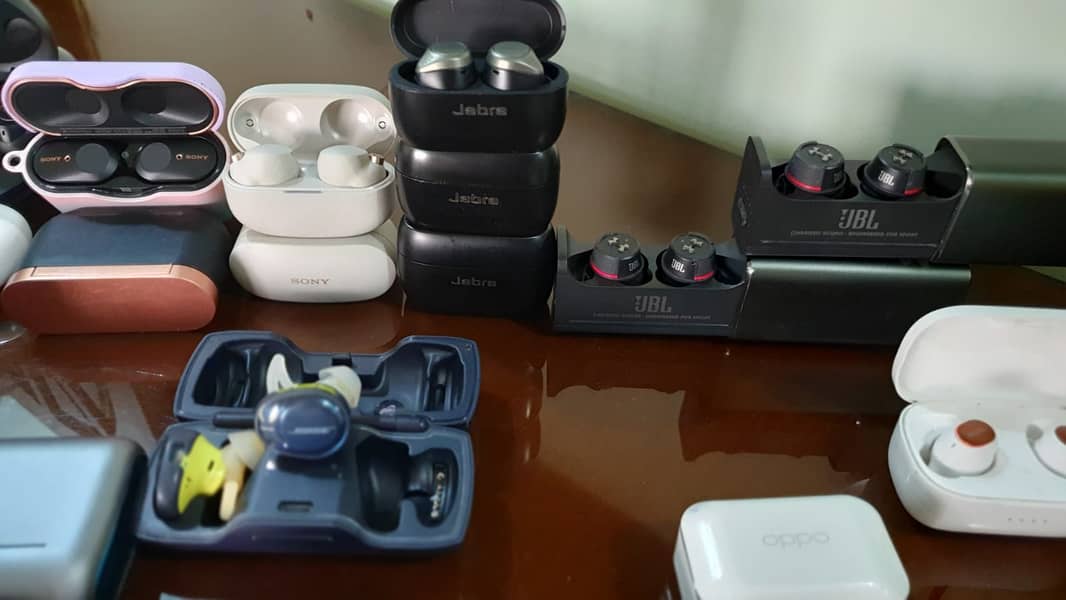 Earbuds sale Lot (Battery week) 4