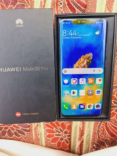 Huawei mate 20 Pro 6/128 Duble sim Official PTA with box, Pubg kinger 9