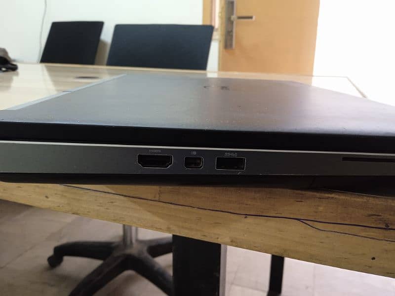 I am Selling Dell Precision 7510 9