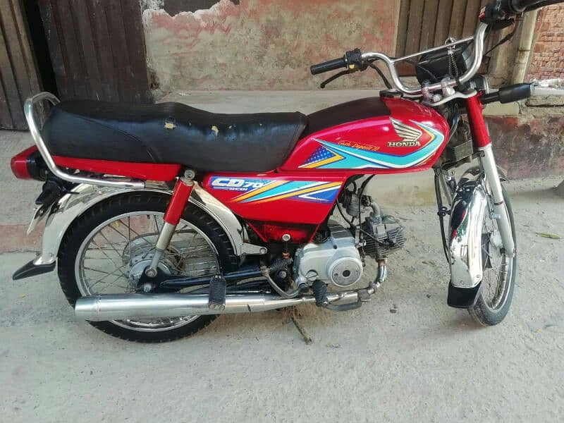 honda CD 70 good condition fsd nomber 0321 7376613 1