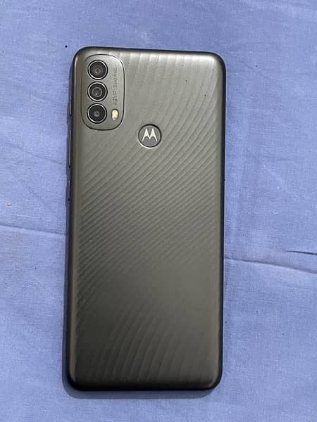 Motorola Moto E40 2