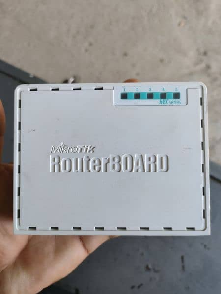 Mikrotik router board hex RB750 Gr3 2