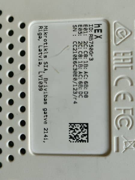 Mikrotik router board hex RB750 Gr3 3