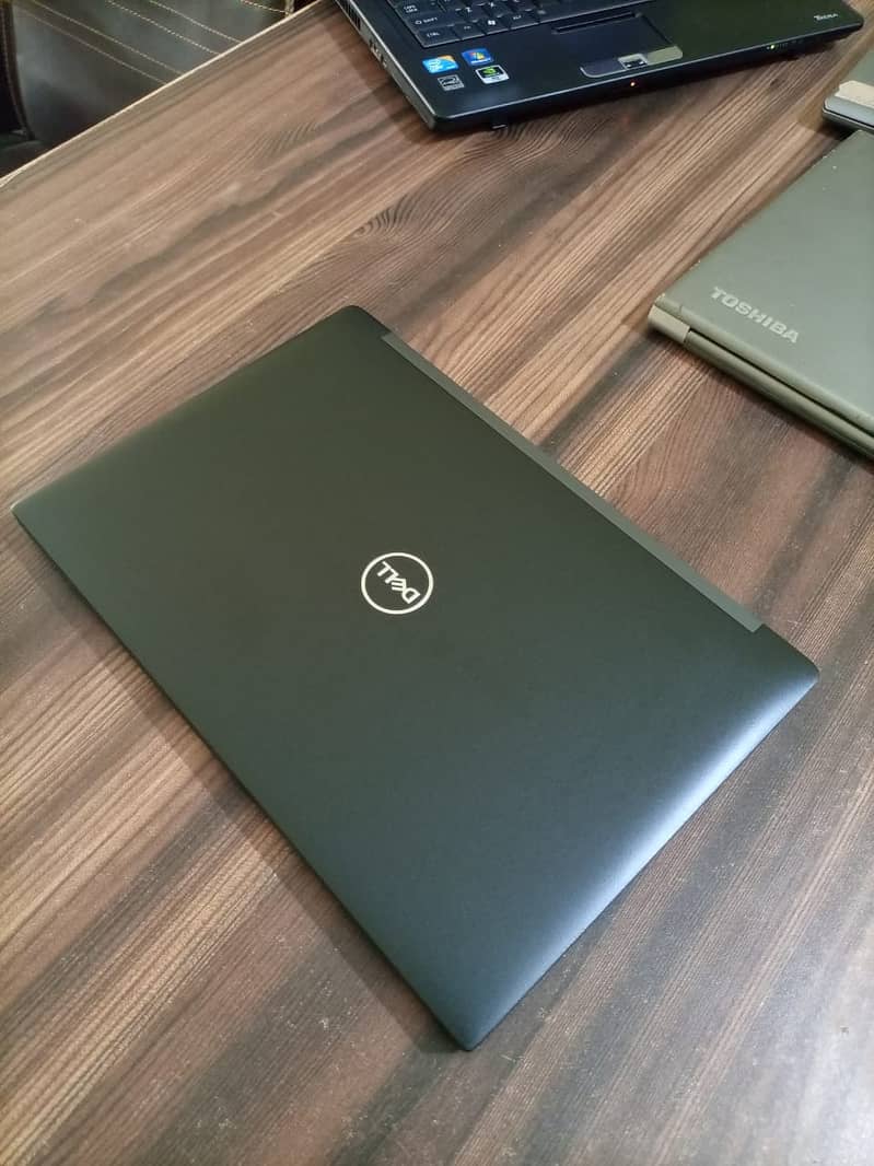 Dell Latitude 7390 10 Core i7 8thGen 8GBRAM256GBSSD/All type of laptop 1