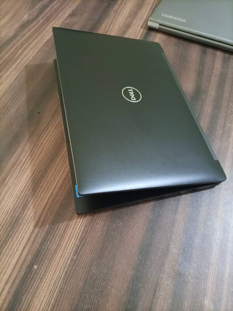 Dell Latitude 7390 10 Core i7 8thGen 8GBRAM256GBSSD/All type of laptop 10