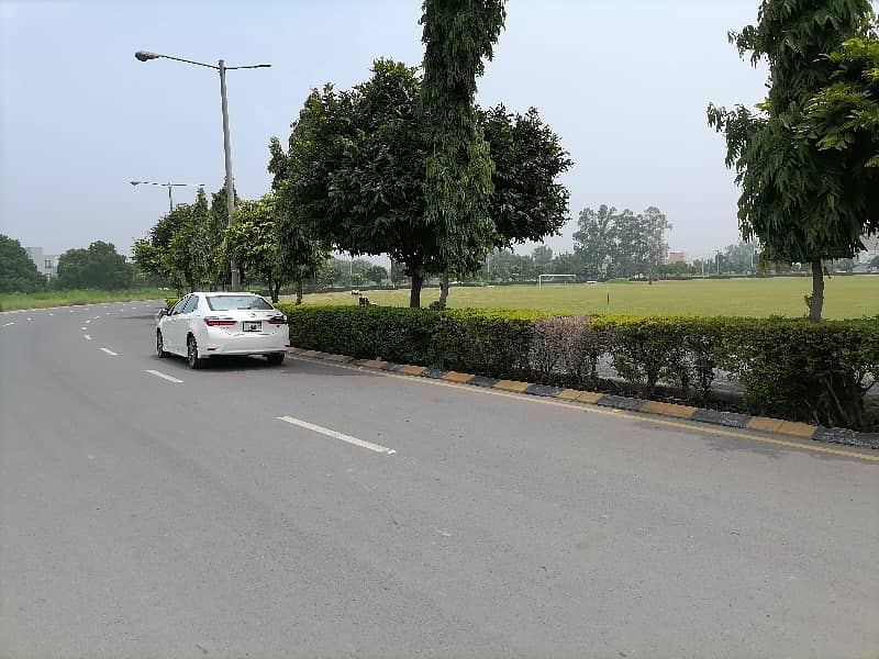 Get In Touch Now To Buy A 10 Marla Residential Plot In Faisalabad 2