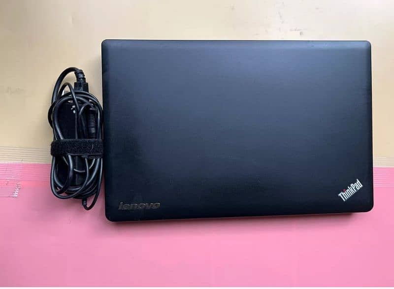 Lenovo edge e530 Laptop 2.40Ghz 4GB Ram 320GB HDD 15.6" Display 1