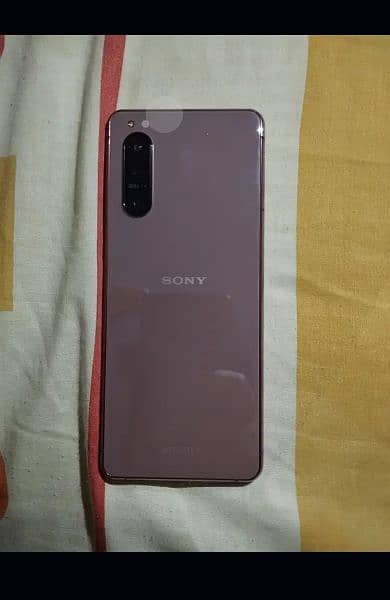 Sony Xperia 5 mark 2. 2