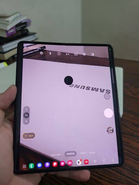 Samsung galaxy z fold 3 9