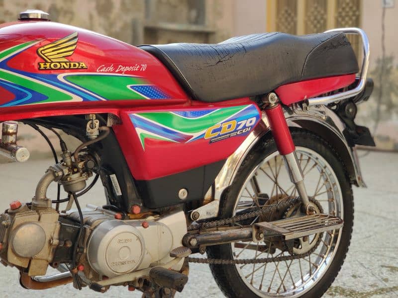 Honda CD 70 6