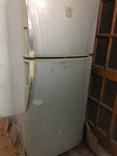 Dawalance fridge medium size