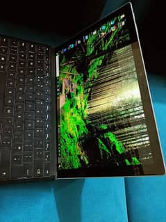 Microsoft Surface Pro 5 i5-6th || 8 GB RAM