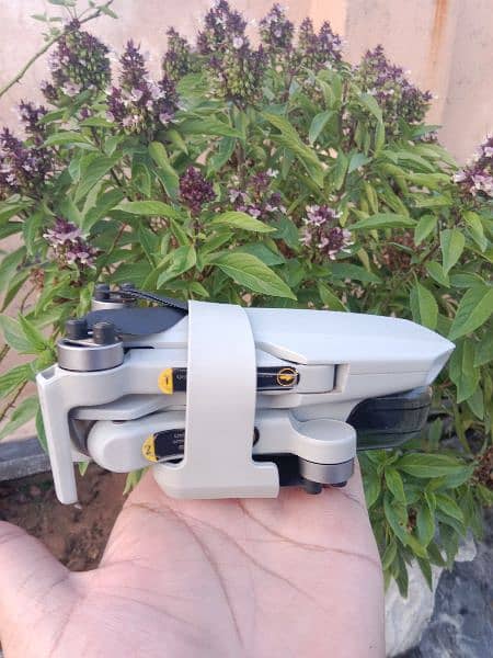 Dji Mini 2 Drone in mint condition 3