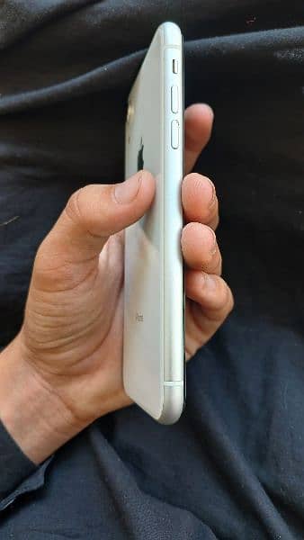 Iphone xr fresh condition 1