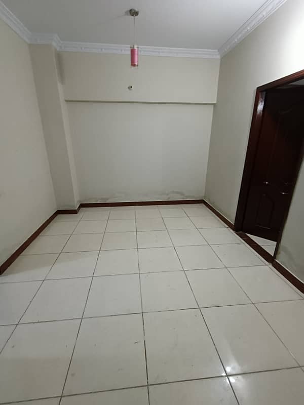 2 Bed Lounge Flat For RENT 0