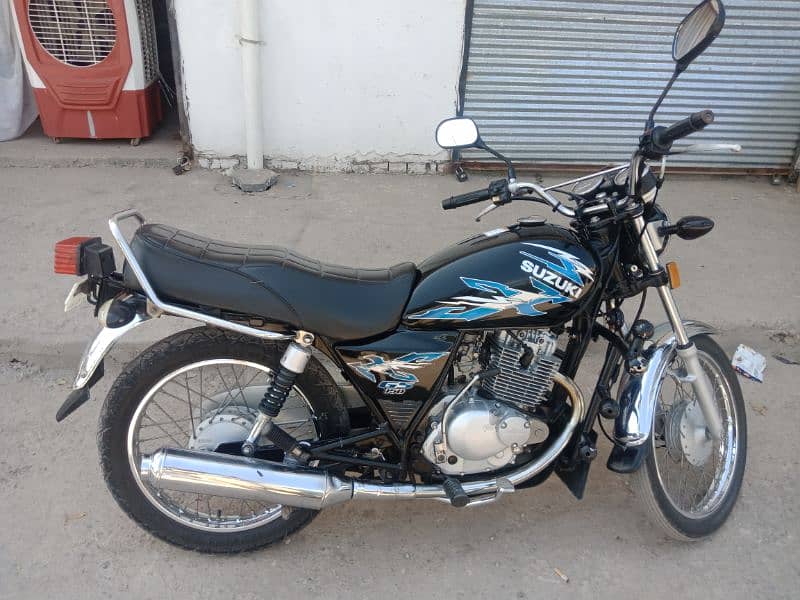 Suzuki Gs 150 3