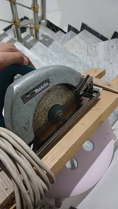 makita electric saw 0