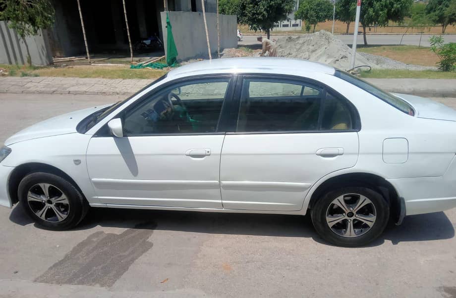 Honda Civic EXi 2006 3