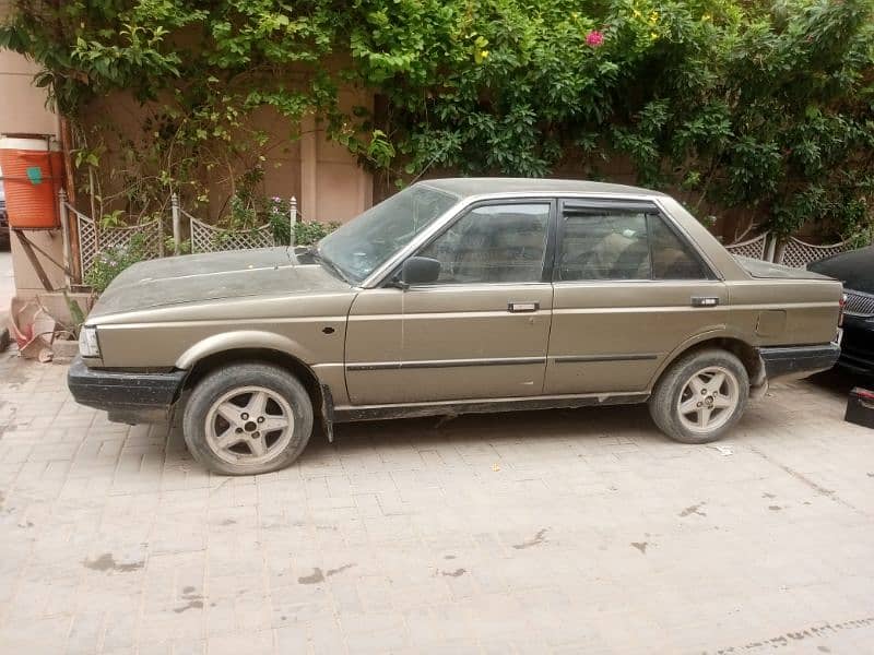 Nissan Sunny 1987 8