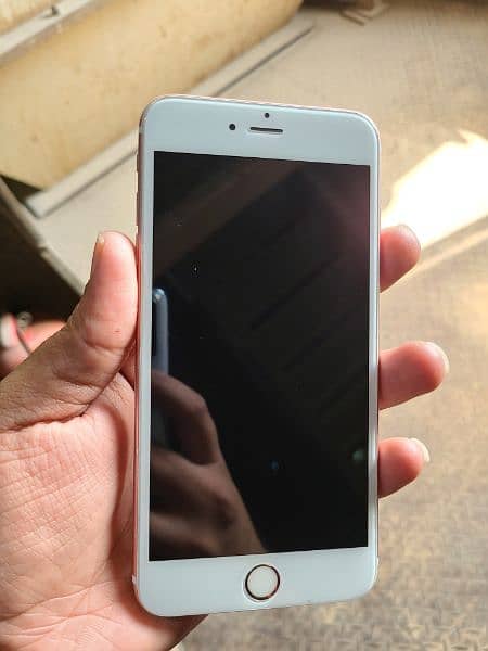 Iphone 6S plus 64GB PTA 1