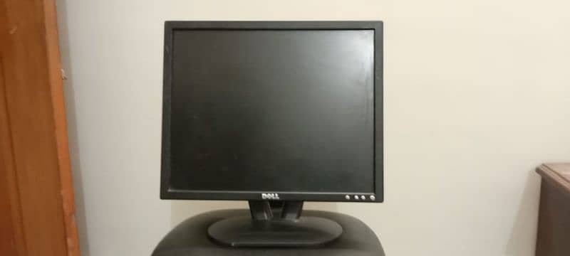 Dell 19" LCD Monitor for Sale 1