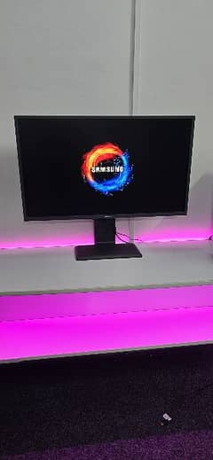 Samsung ViewFinity 32" 4K 10bit color Monitor