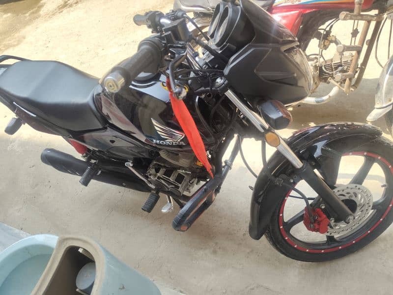 Honda cb125f.   0313 9642338 1