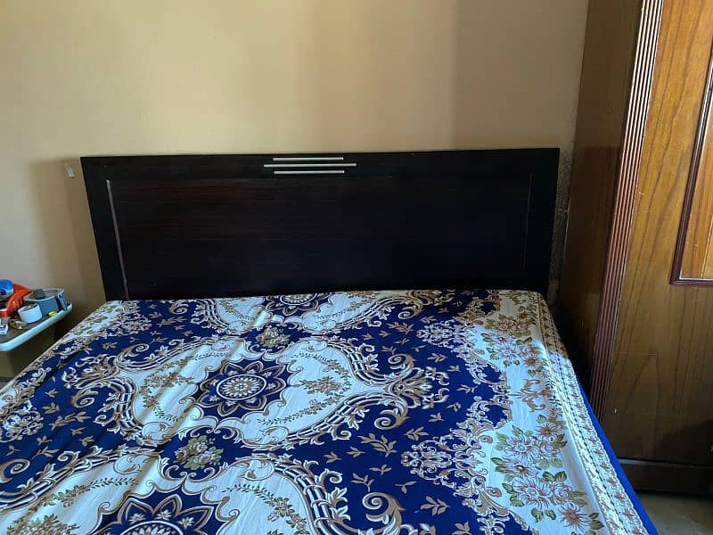 king size bed with mattress 1